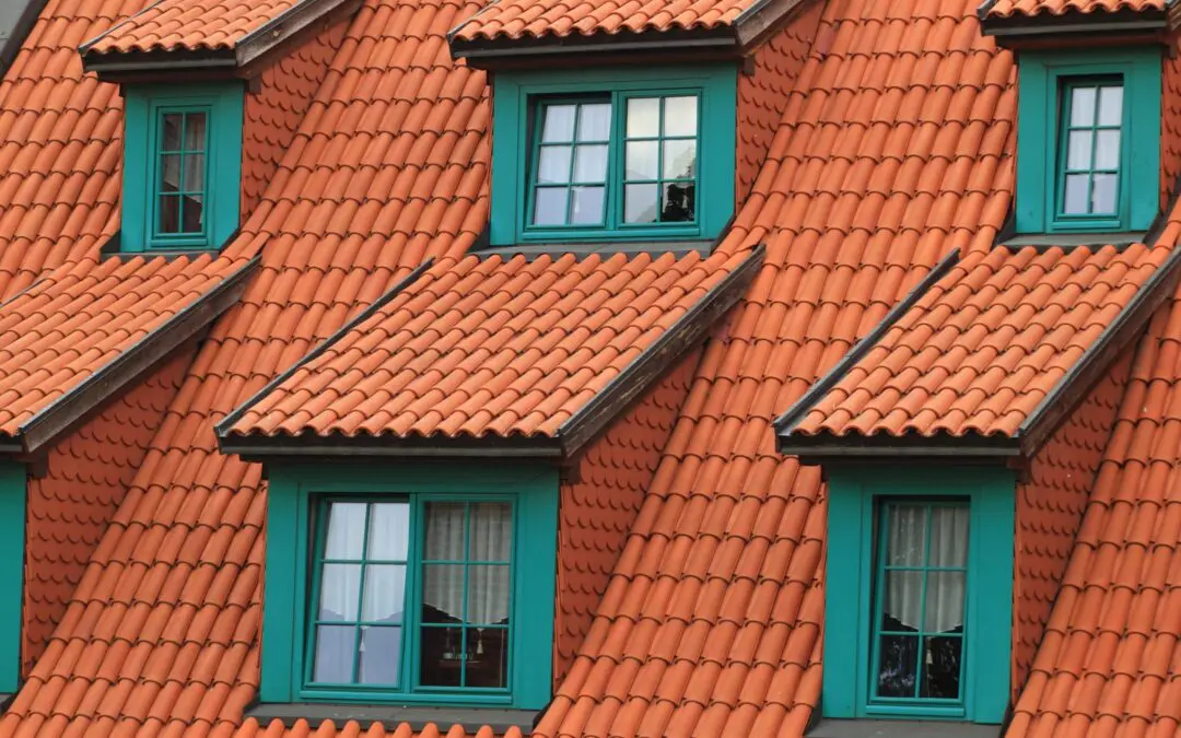 Looking for a Re-roofing Contractor? Discover Key Tips for Selecting the Best One!